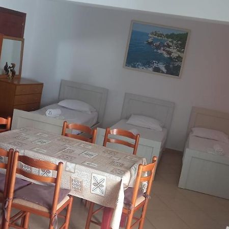 Himara Apartments מראה חיצוני תמונה