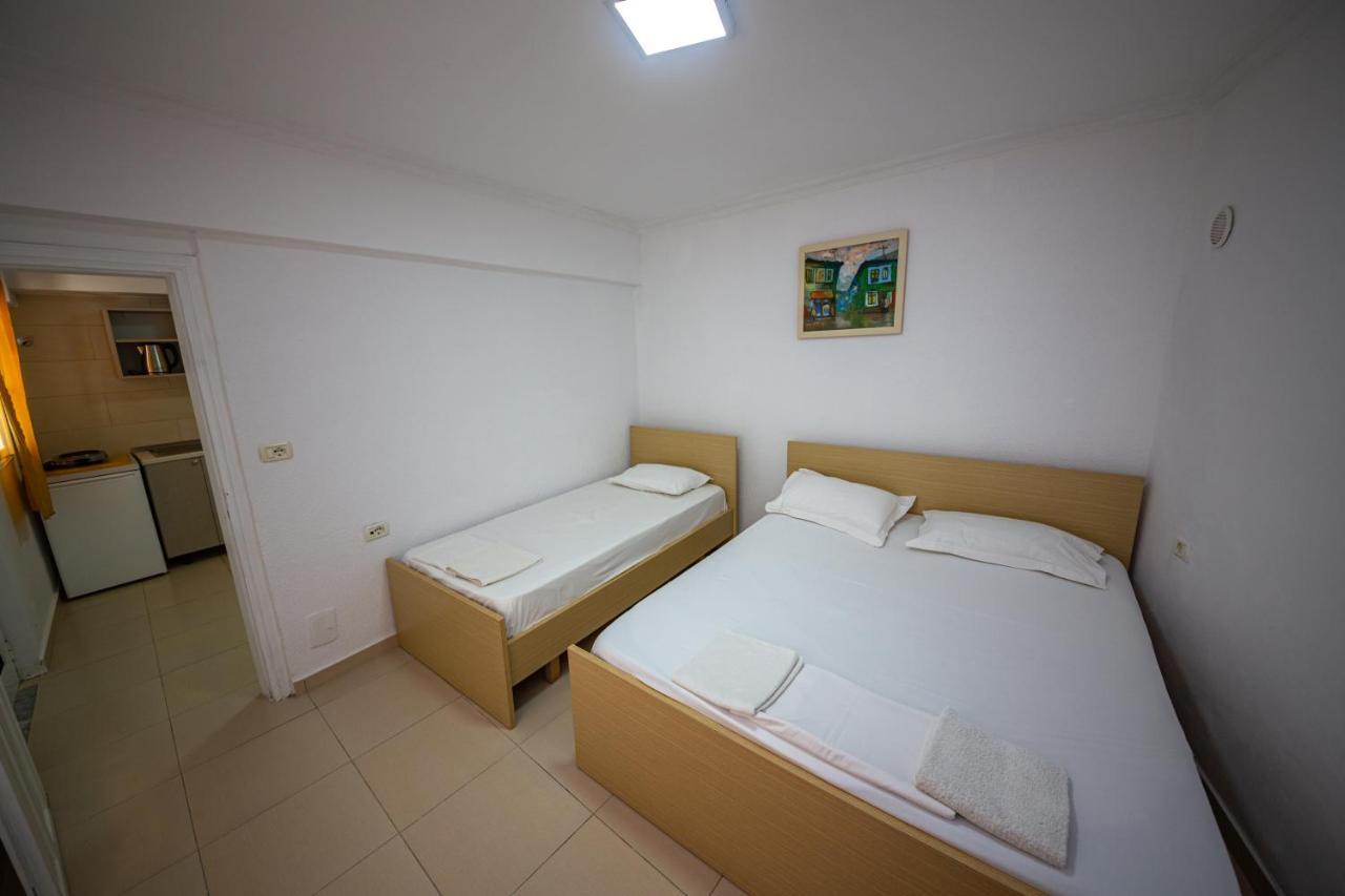Himara Apartments מראה חיצוני תמונה