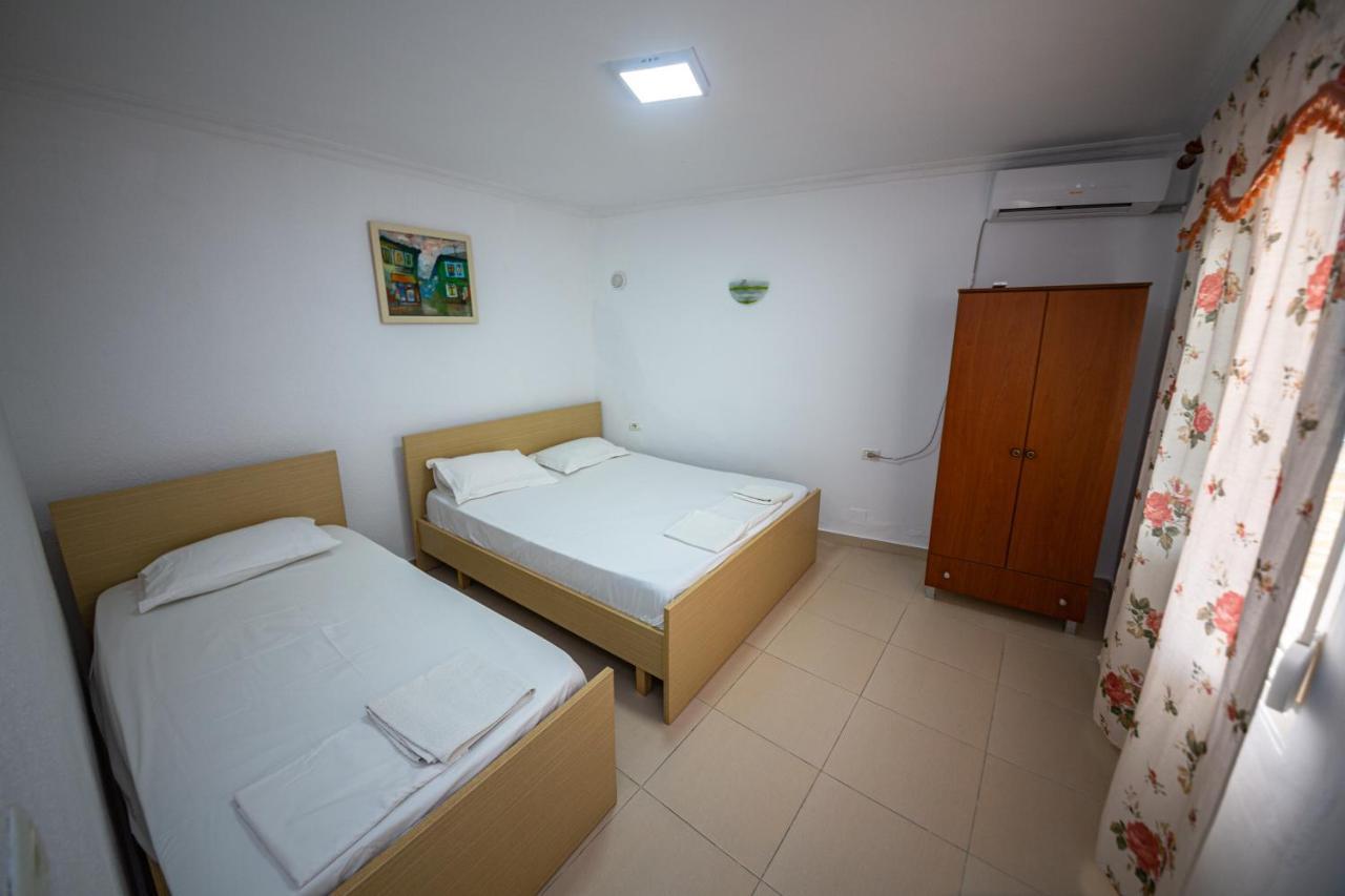 Himara Apartments מראה חיצוני תמונה