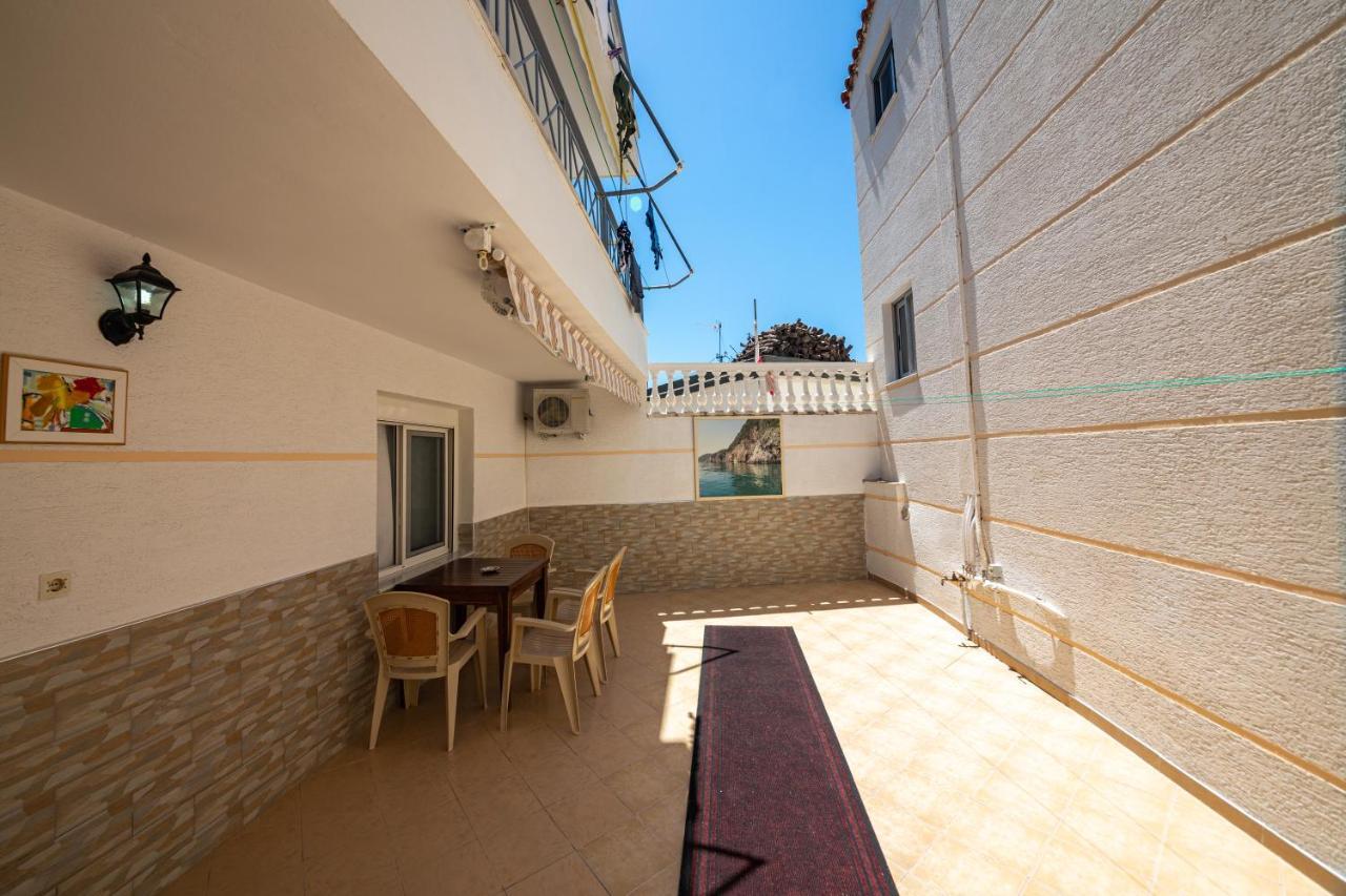 Himara Apartments מראה חיצוני תמונה