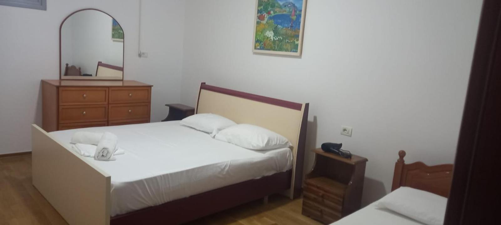 Himara Apartments מראה חיצוני תמונה