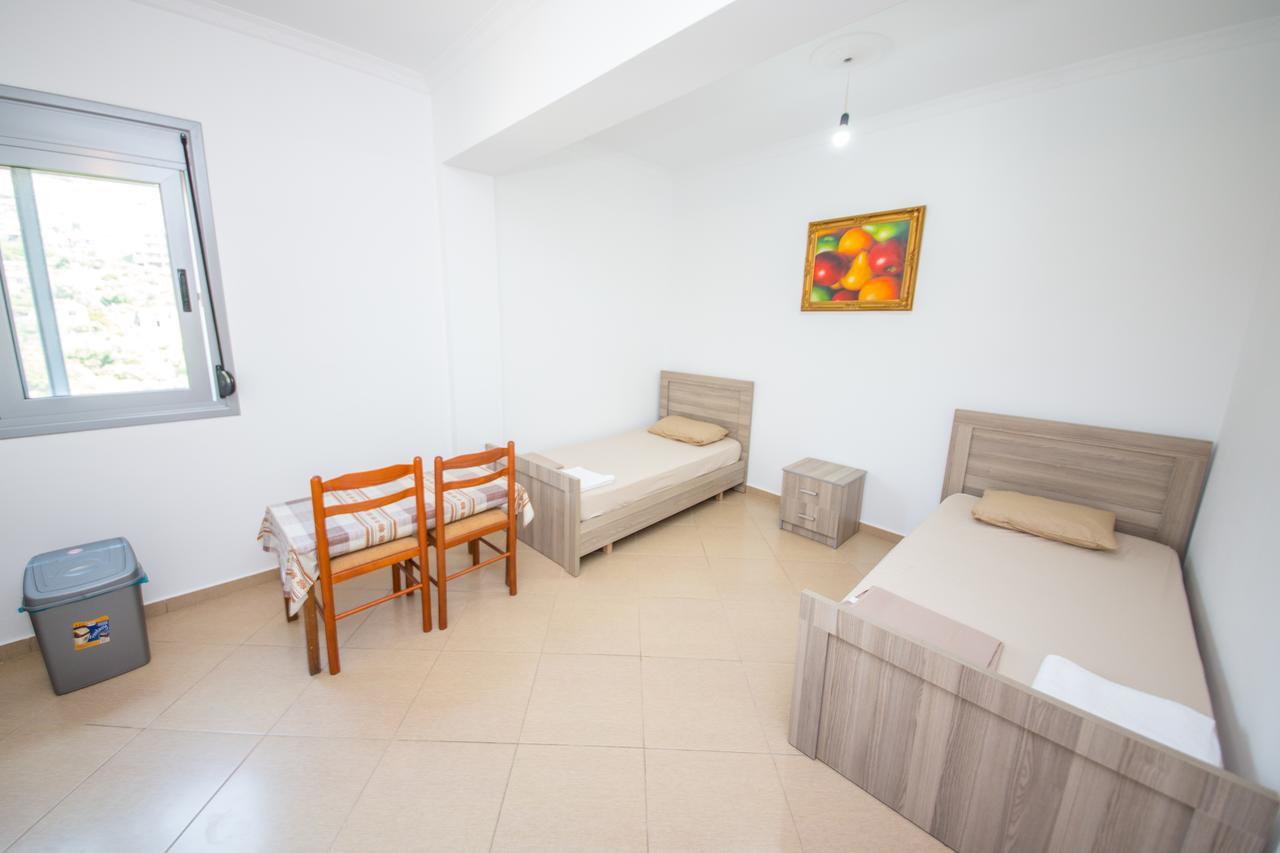 Himara Apartments מראה חיצוני תמונה